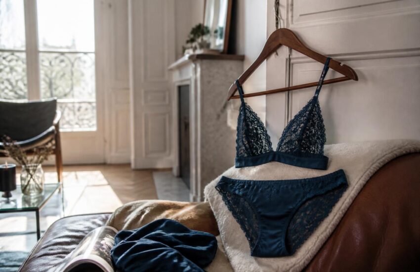 découvrez blu lingerie et laissez-vous séduire par les modèles les plus envoûtants de notre collection exclusive, alliant élégance et sensualité.